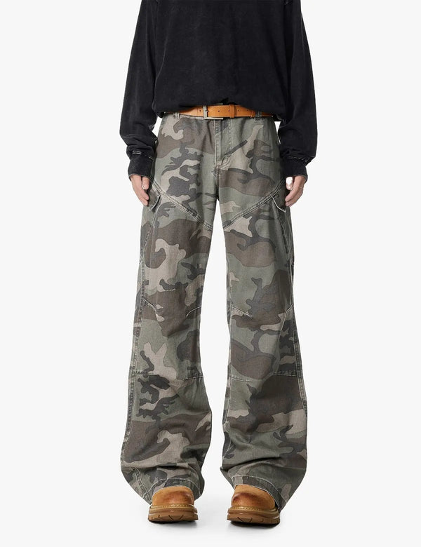 Fullneat Baggy Camo Cargo Pants - Front