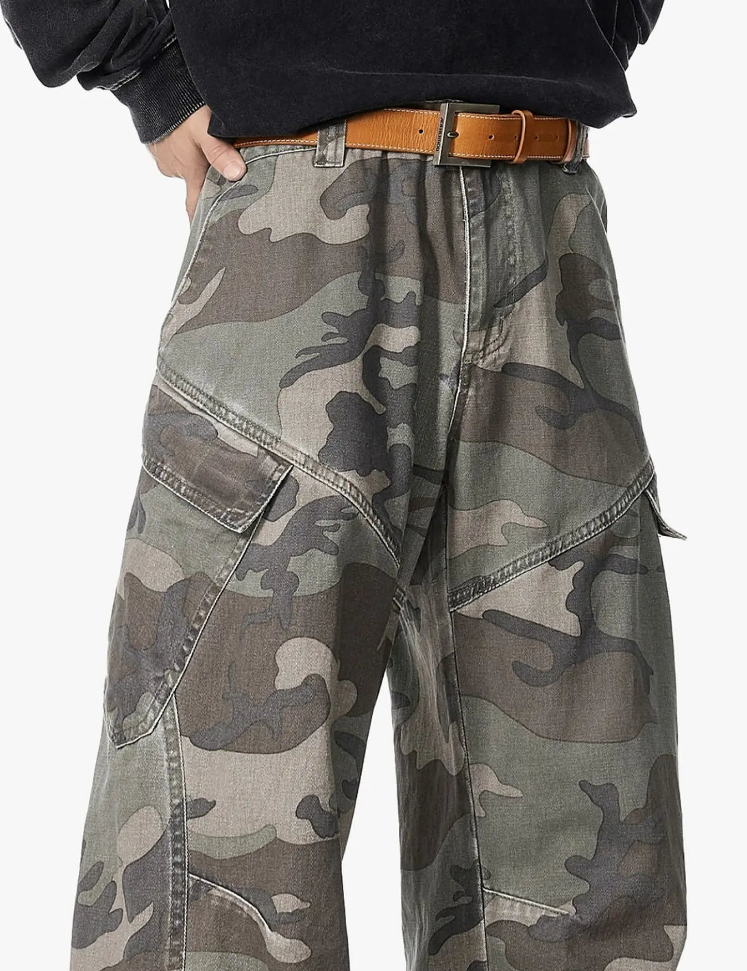 Fullneat Baggy Camo Cargo Pants - Details