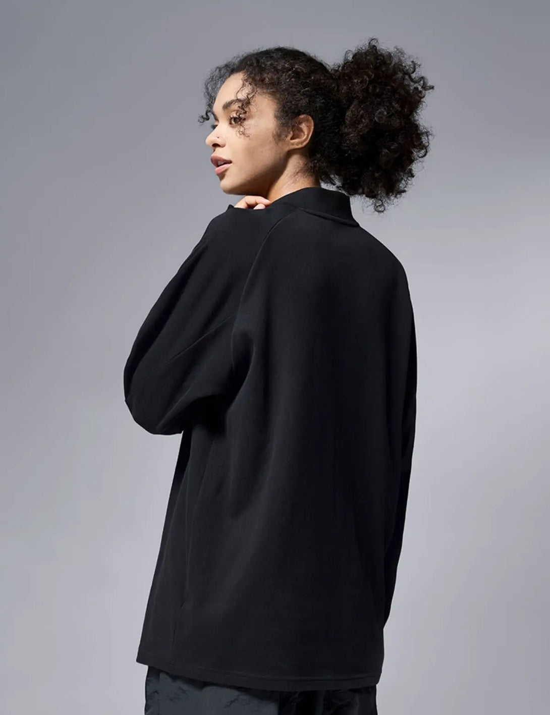 Fullneat Base Solid Half Zip Sweatshirts - Black Model Shown