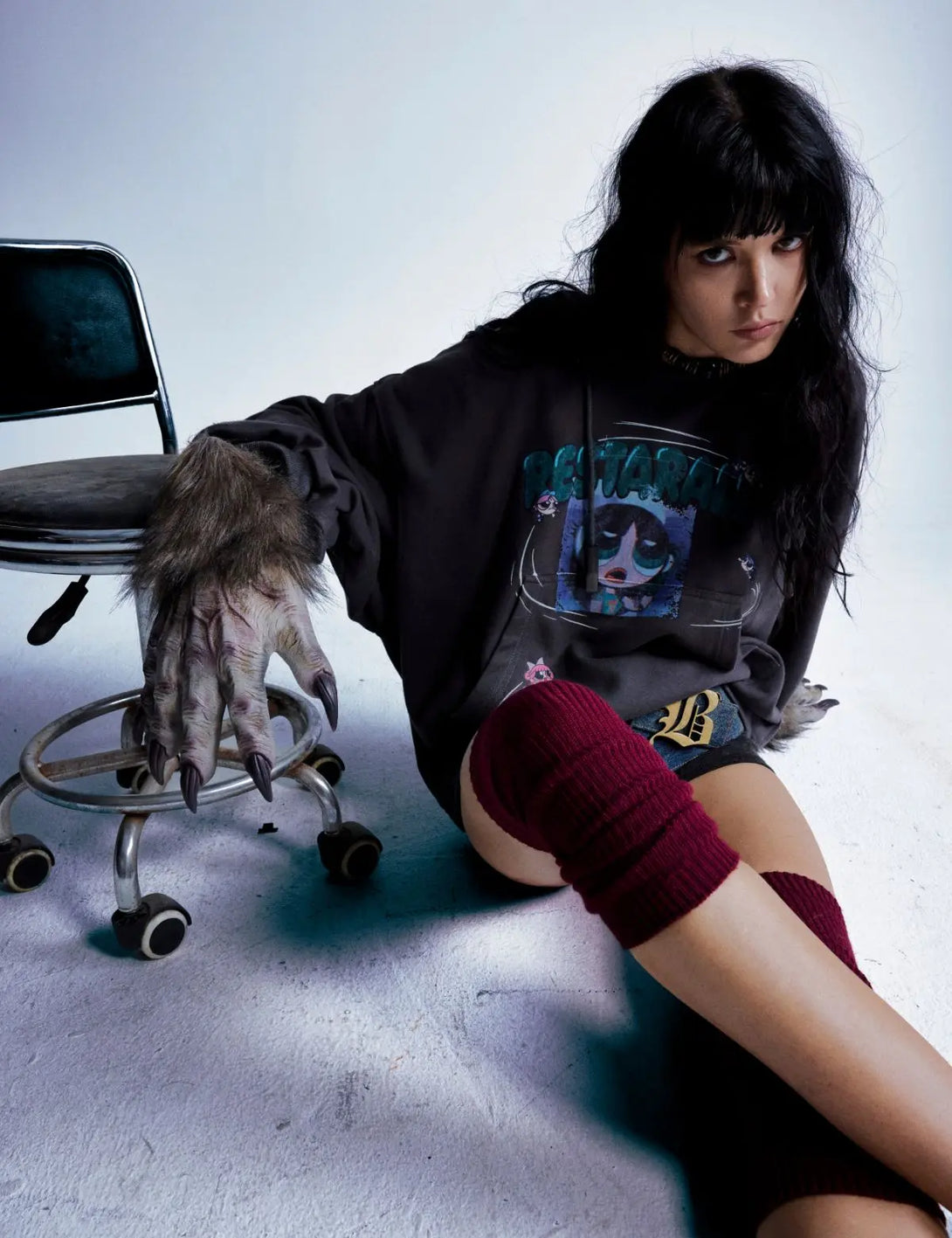 Fullneat Beautiful Girl Graffiti Ripped Hoodie 