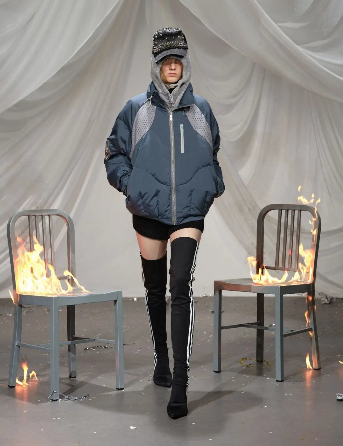 Fullneat Detachable Knit Collar Reflective Puffer Jacket 