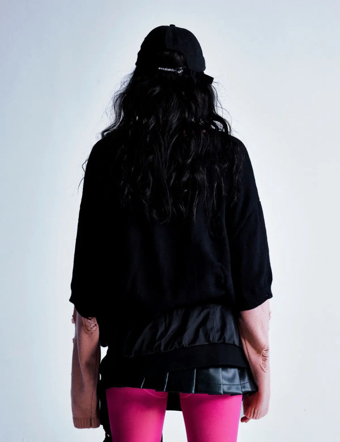Fullneat Distressed Snake Graphic Knit Pullover 