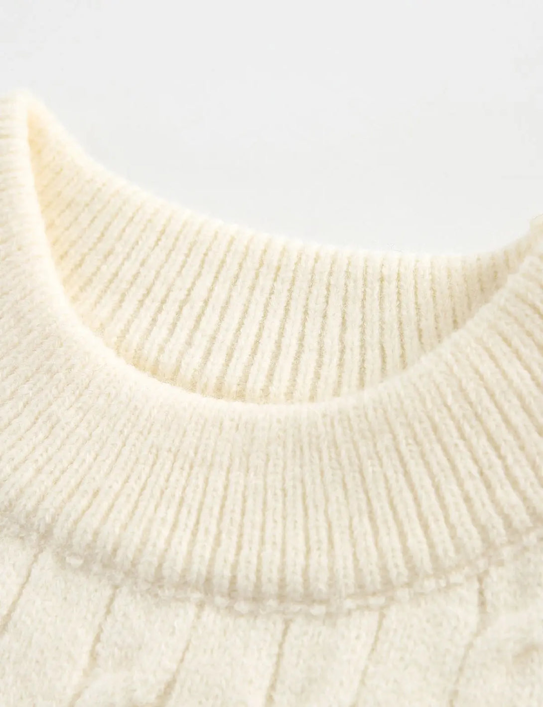 Fullneat Vintage Embroidered Cable Knit Sweater - Details