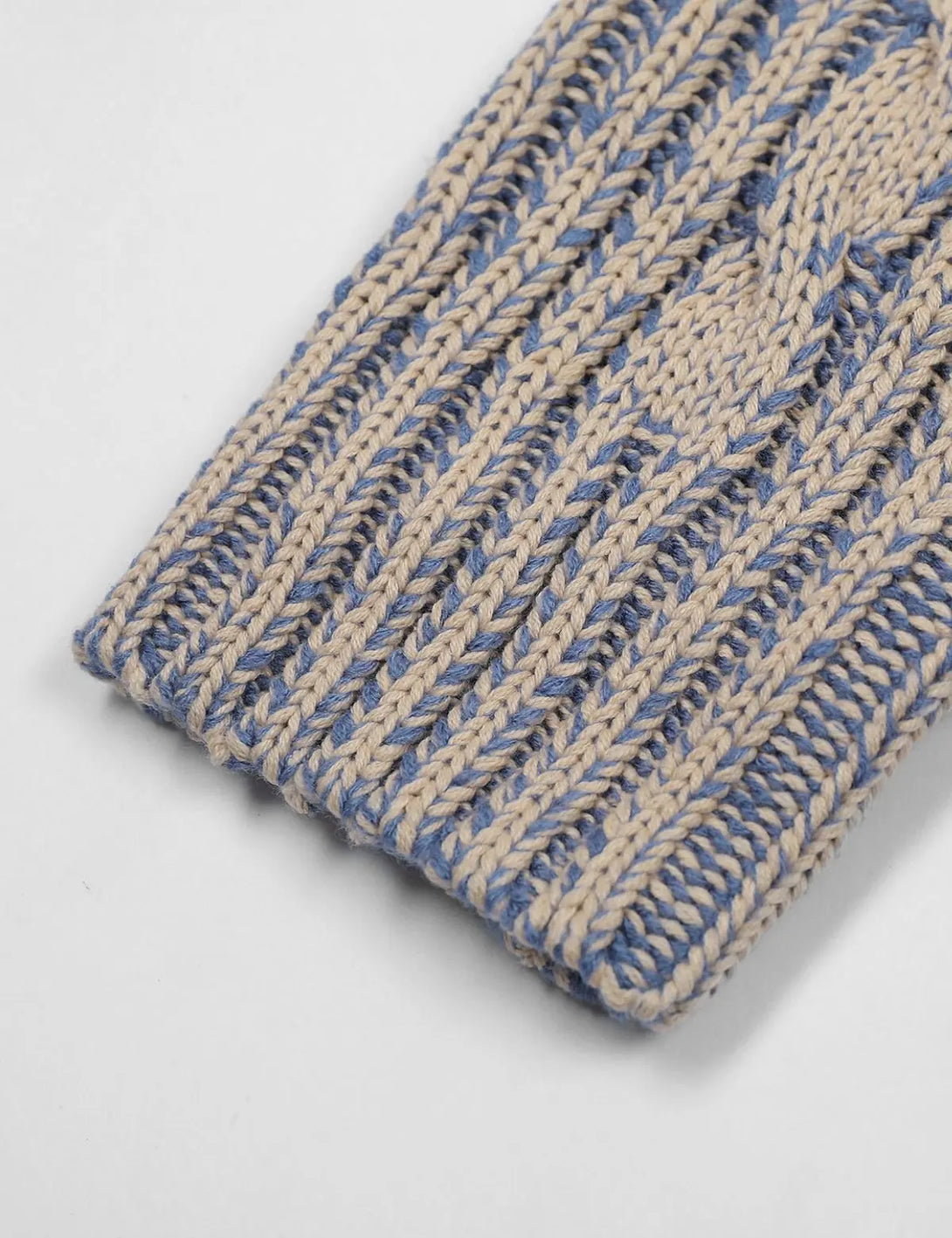 Fullneat Vintage Twisted Cable Knit Sweater - Details